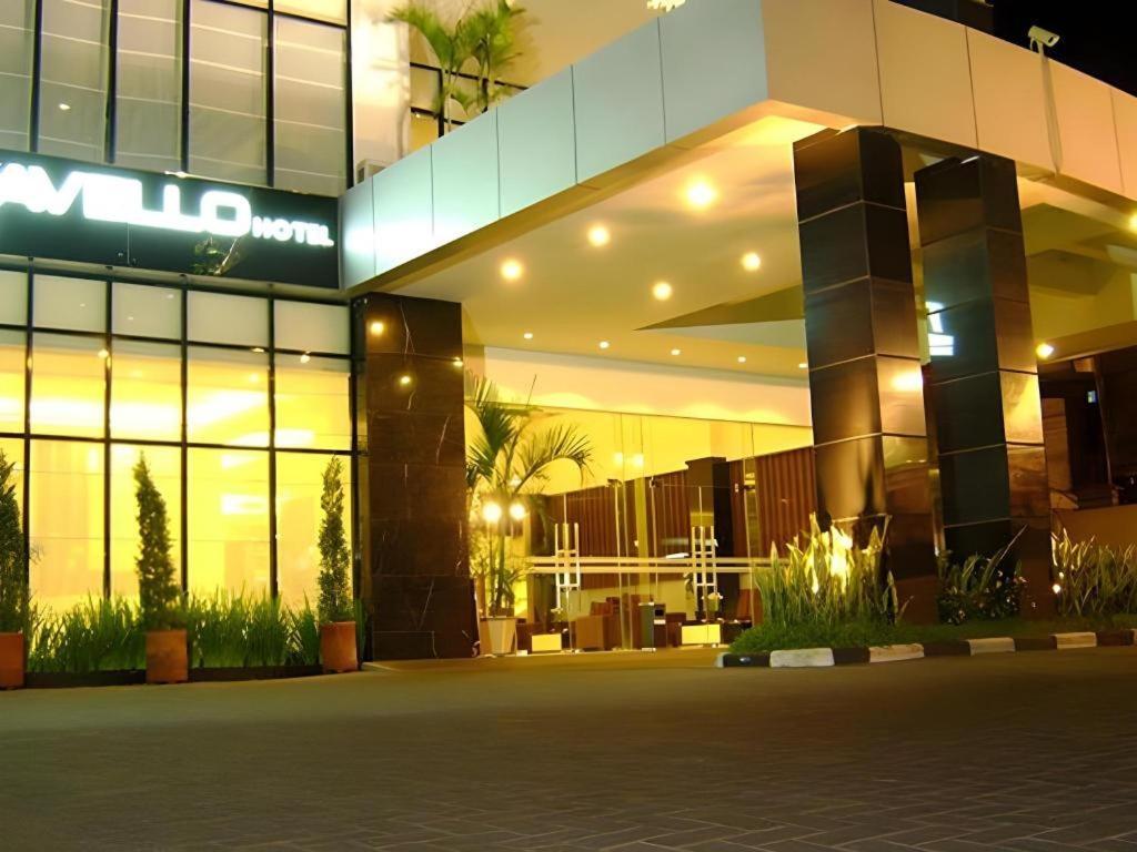 Travello Hotel Manado Eksteriør bilde