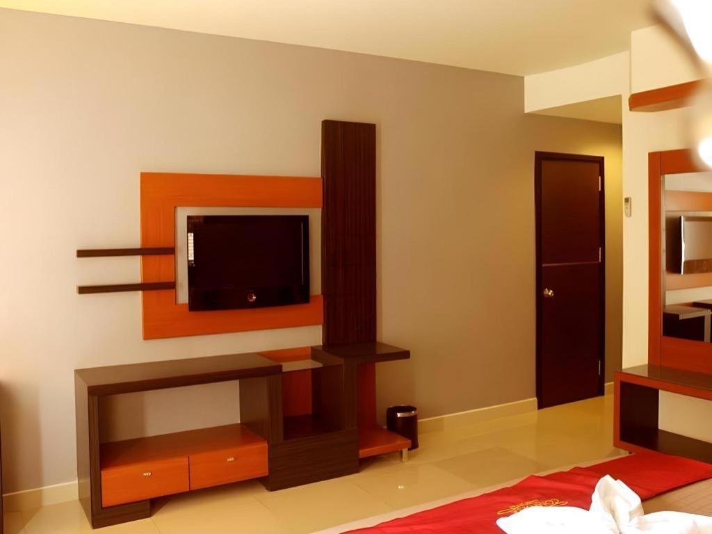 Travello Hotel Manado Eksteriør bilde