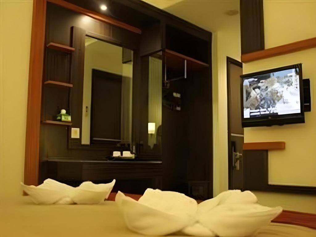 Travello Hotel Manado Eksteriør bilde