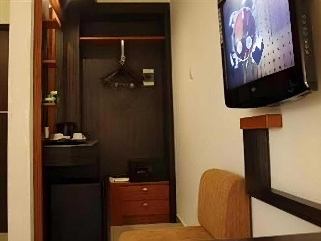 Travello Hotel Manado Eksteriør bilde