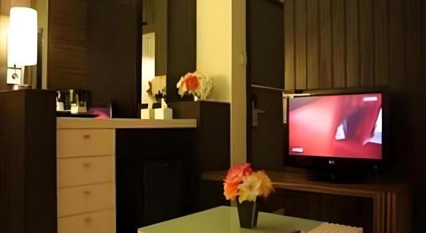 Travello Hotel Manado Eksteriør bilde