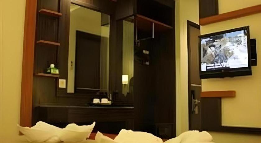 Travello Hotel Manado Eksteriør bilde