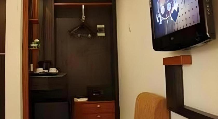 Travello Hotel Manado Eksteriør bilde