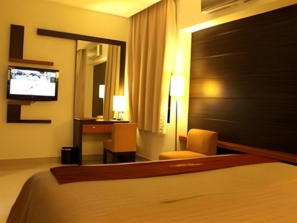Travello Hotel Manado Eksteriør bilde