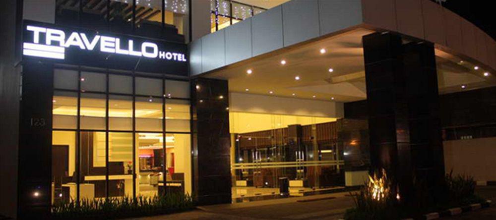 Travello Hotel Manado Eksteriør bilde